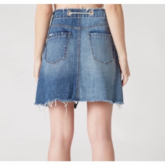 BLANK NYC DENIM ASYMMETRICAL RAW CUT DENIM SKIRT SIZE 6 - Picture 4 of 9